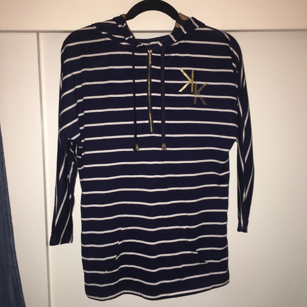 Kardashian Kollection hooded top size small
